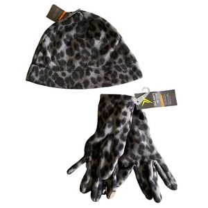 NWT Old Navy Cheetah Print Beenie & Glove Set